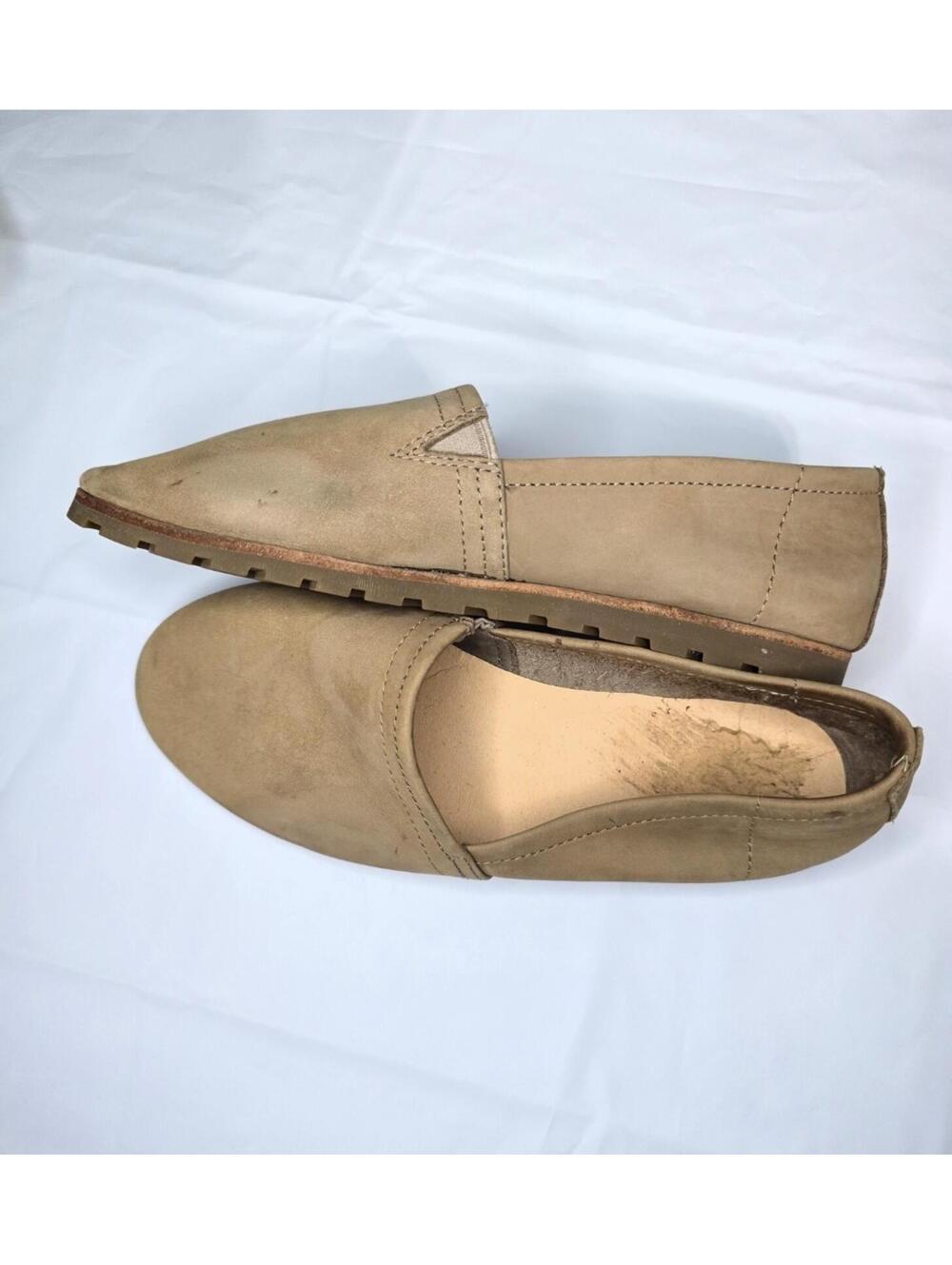 L.L.Bean Women's 7 Medium Tan Suede Slip-On Loafers - Picture 3 of 6